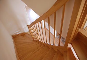 How to Match Hardwood Flooring to Stairs