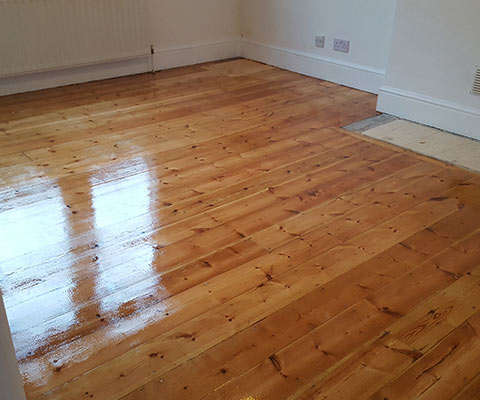 Floorboards & Stairs Sanding, Buffing, Reoiling & Sealing in Noel Park, N22